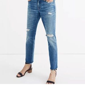 Madewell Slim Boyjean Size 26 with distressing and raw hem